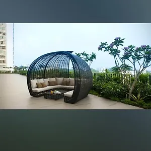 V Lavender Hotel